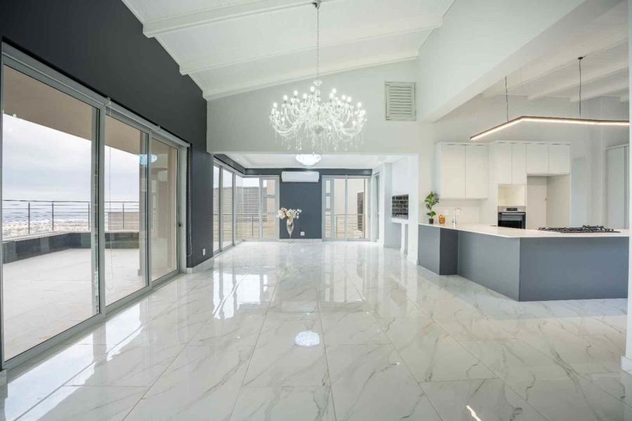 5 Bedroom Property for Sale in Fairhaven Country Estate Western Cape